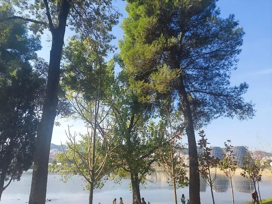 Mia Luxury Apartament Near Tirana Lake Park Apartment